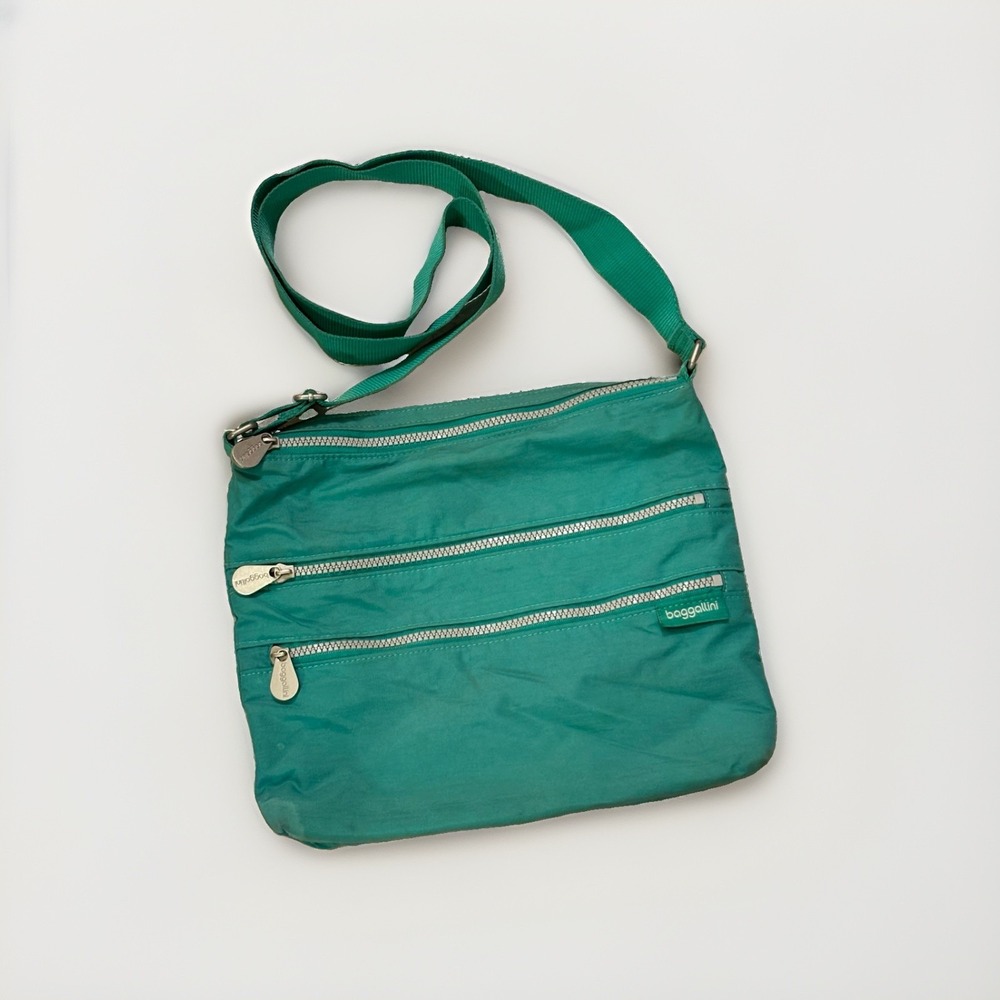 Baggallini Purse Teal Nylon Big Triple Zipper Travel Crossbody Bag Adjustable